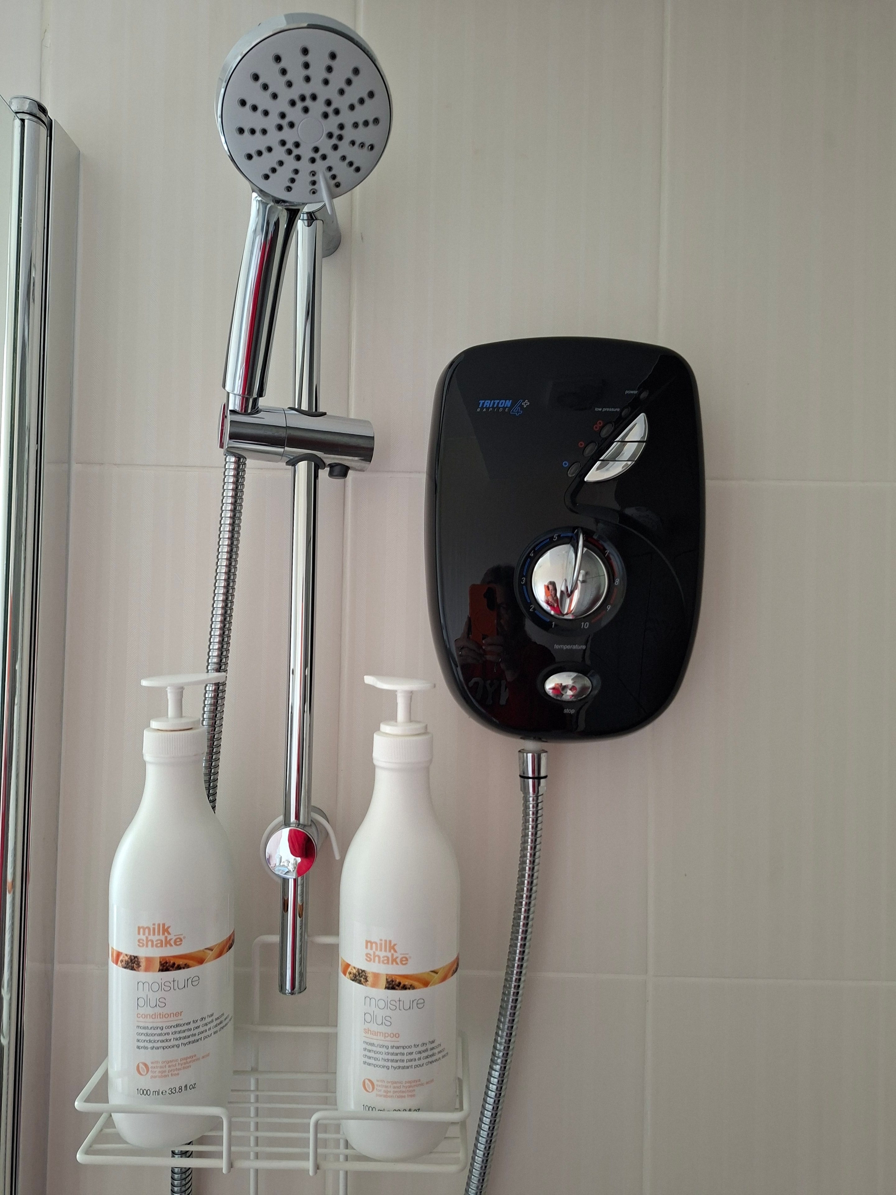 Electric shower at La Belle Maison